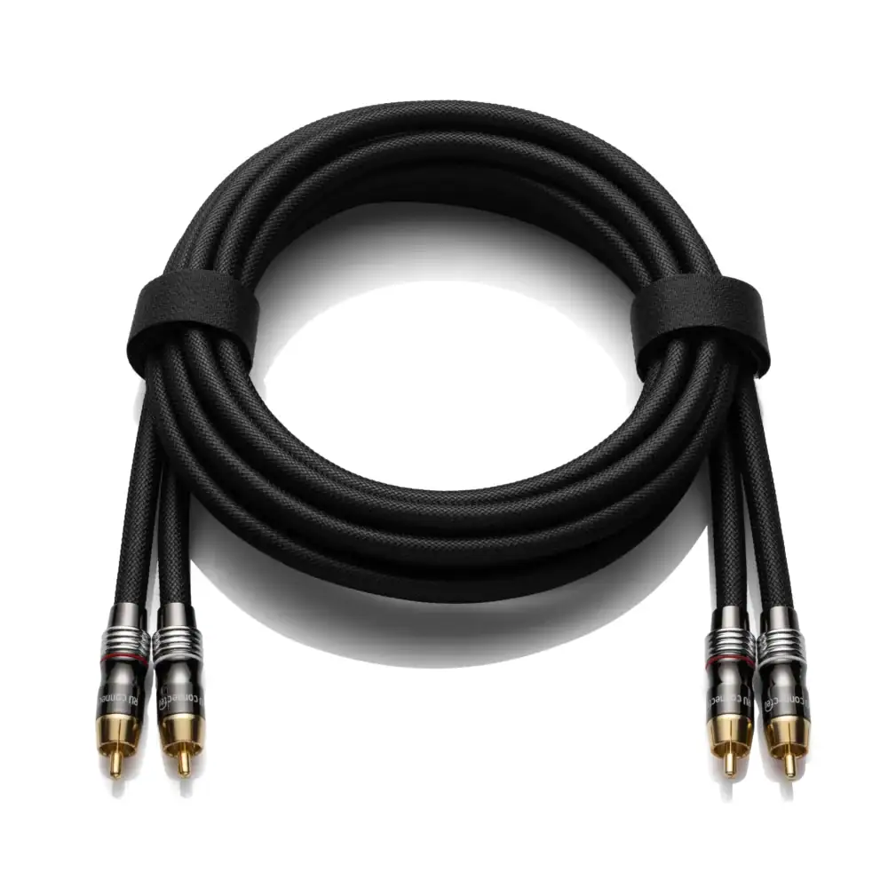 Stereopaar van twee losse RU connected RCA-kabels met vier stekkers.